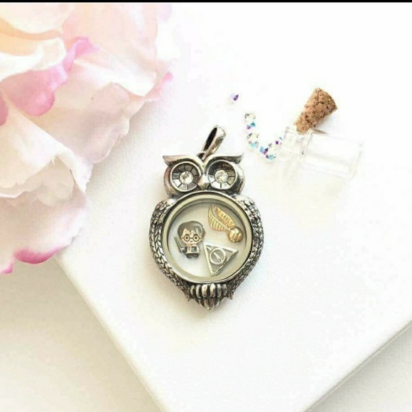 Origami Owl Olive Locket Nwt